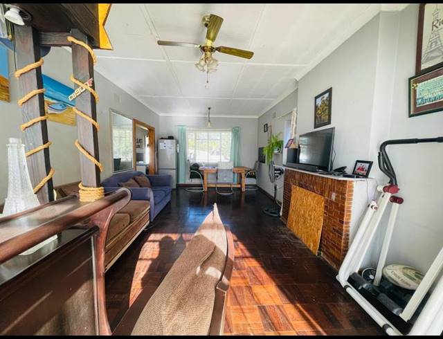 4 BEDROOM HOUSE FOR SALE IN CASSELDALE